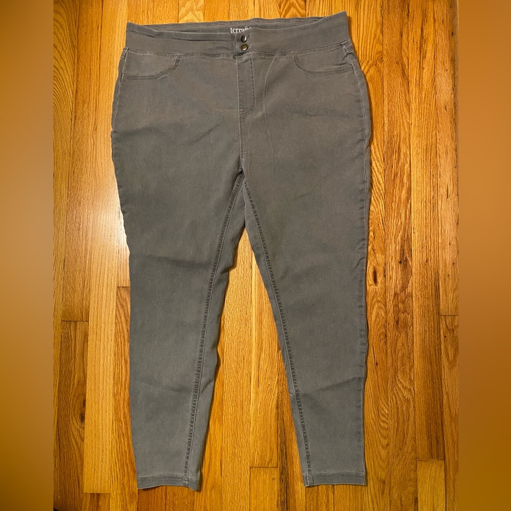 Terra & Sky Gray Jeggings